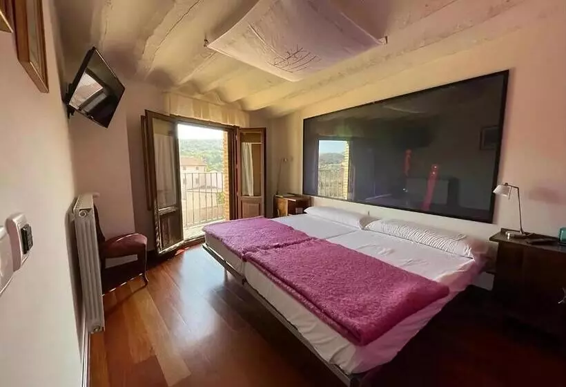 ベッドアンドブレックファースト Alojamiento Rural Coliving Sojuela