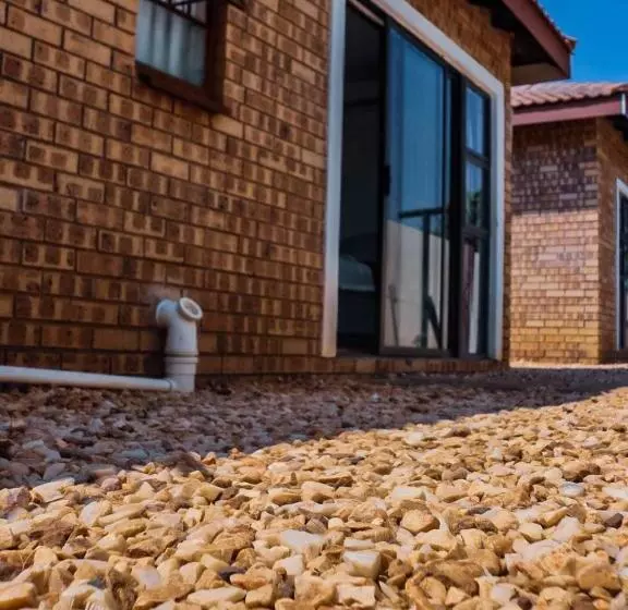 Hotelli Alldays Sunset Lodge