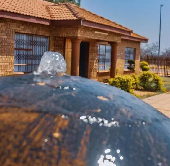 Hotelli Alldays Sunset Lodge