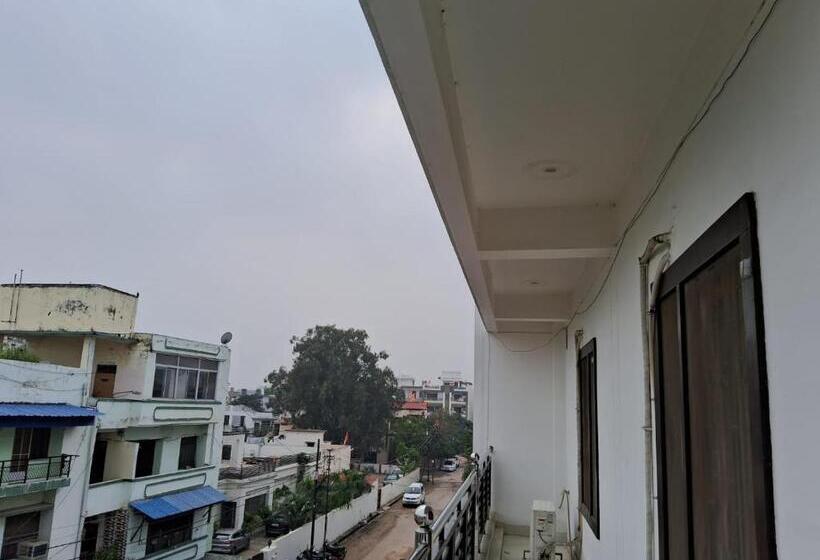 Отель Holidayy Inn