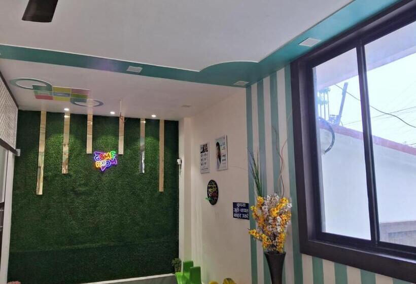 Отель Holidayy Inn