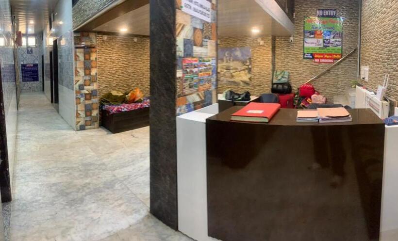 ホテル Khwaja Palace