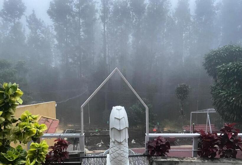 Hotel Nature S Cradle Resort