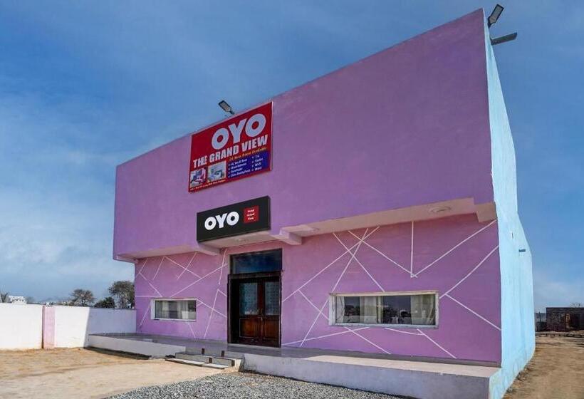 ホテル Oyo The Grand View