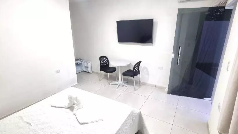 ホテル Pousada Peromar