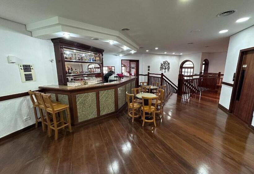 هتل Quatre Saison 308