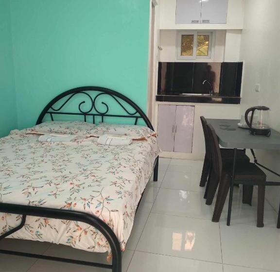 Hotel Riverfront Deluxe Residences