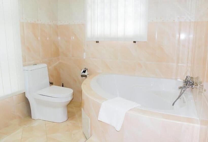 בית מלון כפרי Rosapearl