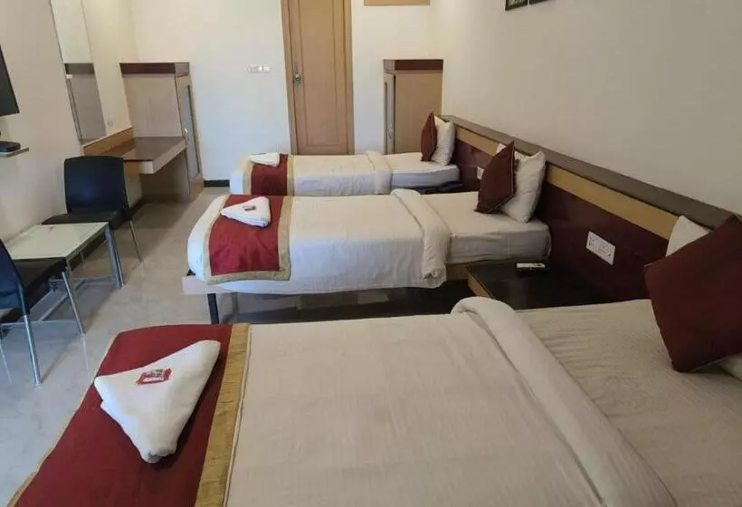 Hôtel Sai Ram Suites