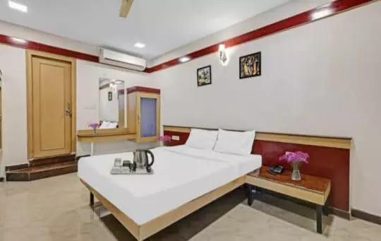 Hôtel Sai Ram Suites