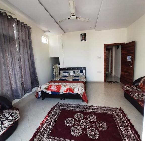 هتل Shree Datt Home Stay Nagar Homes