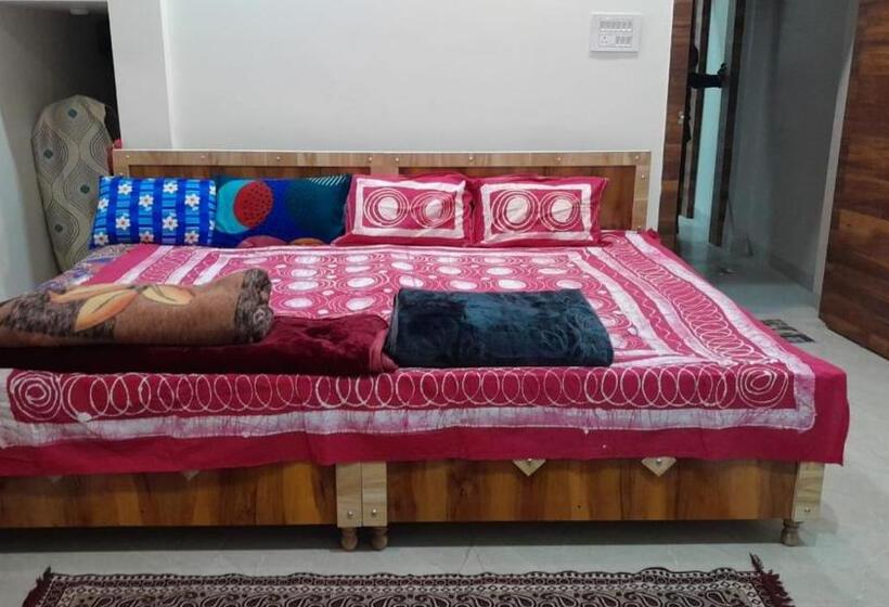 هتل Shree Datt Home Stay Nagar Homes