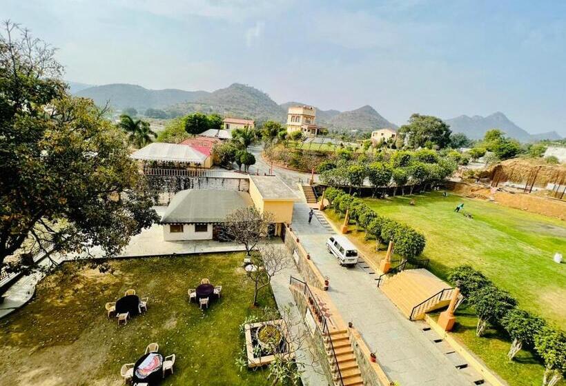 Hotel Udai Nature Valley