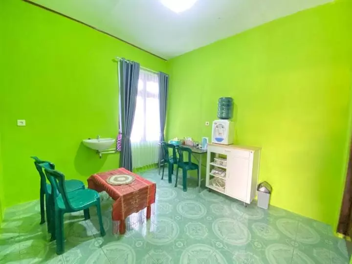 Majatalo Cendana Guesthouse Labuan Bajo2