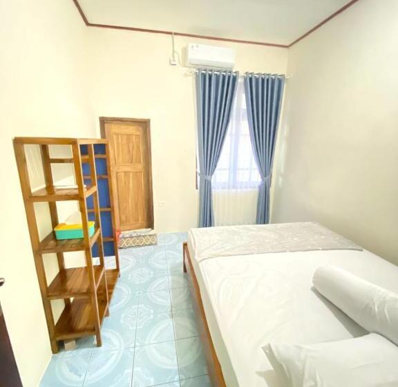 پانسیون Cendana Guesthouse Labuan Bajo2