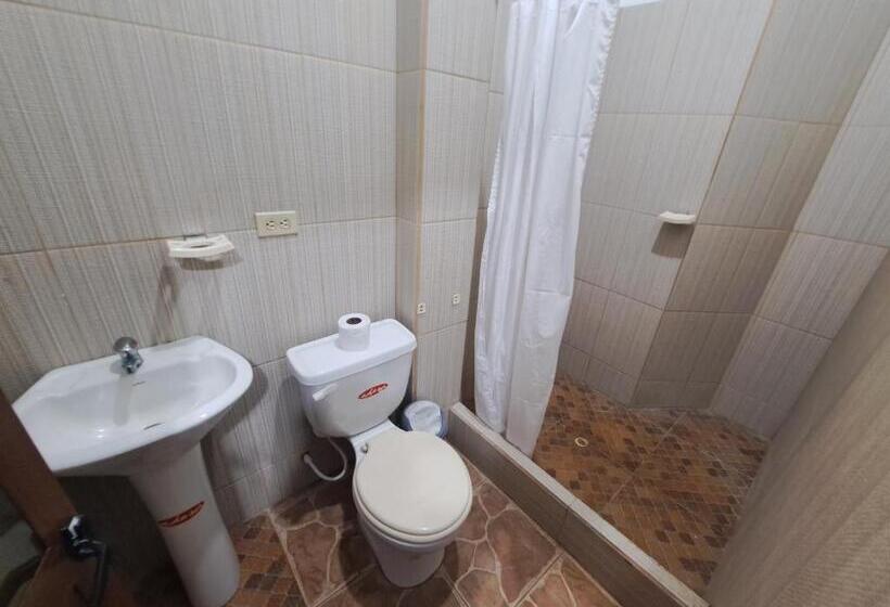 پانسیون Hospedaje 4 Hermanos