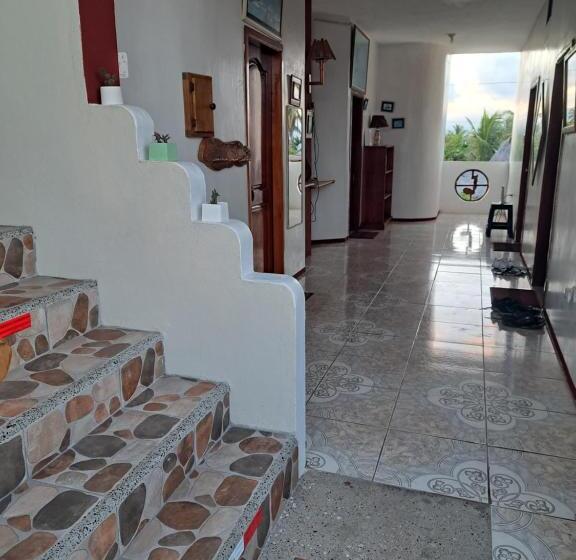 پانسیون Hospedaje 4 Hermanos