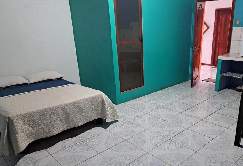 پانسیون Hospedaje 4 Hermanos