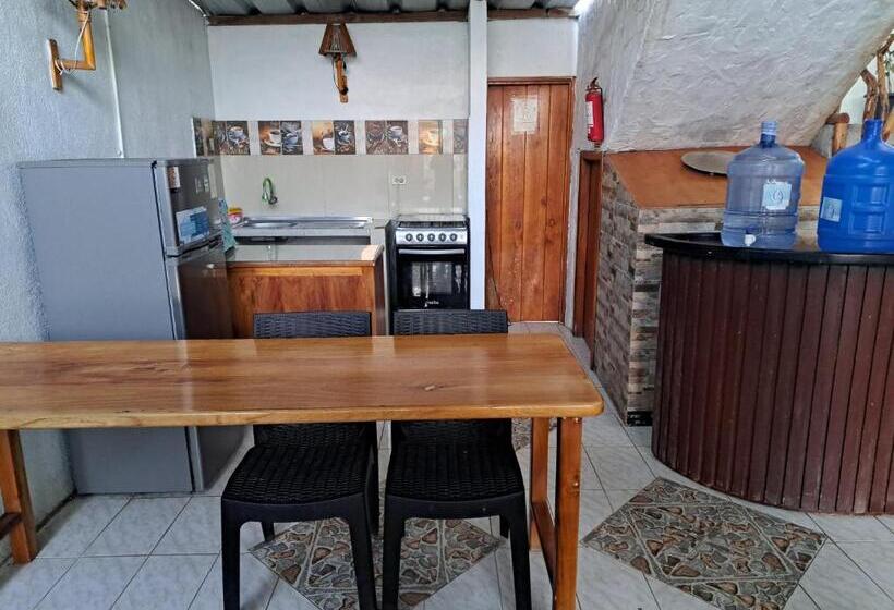 پانسیون Hospedaje 4 Hermanos