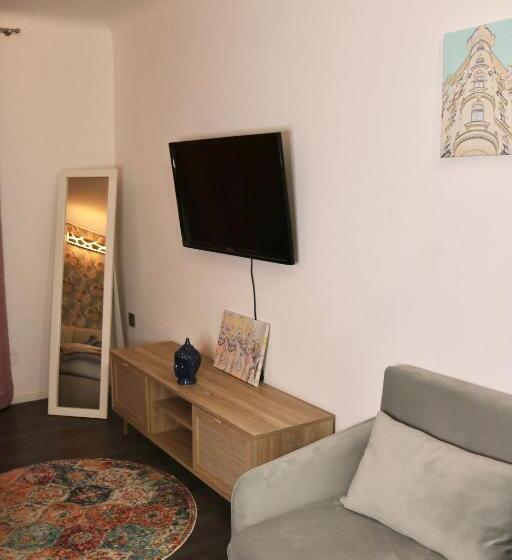 پانسیون Philux City Apartment