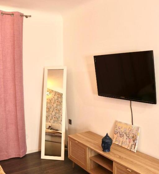 پانسیون Philux City Apartment