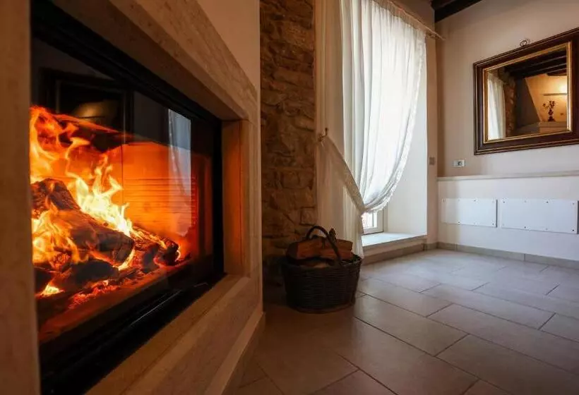 تختخواب و صبحانه Antica Colombaia