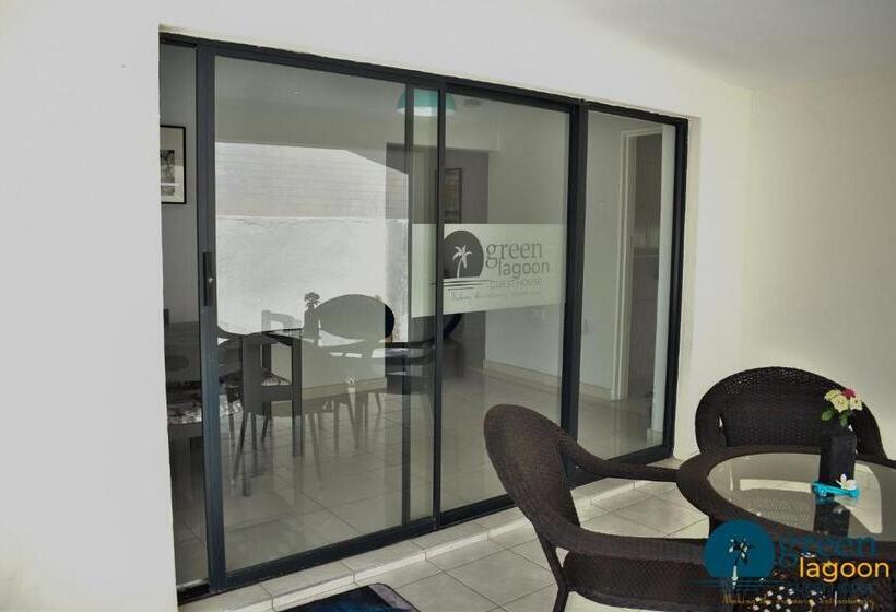 تختخواب و صبحانه Green Lagoon Phase 4 Branch