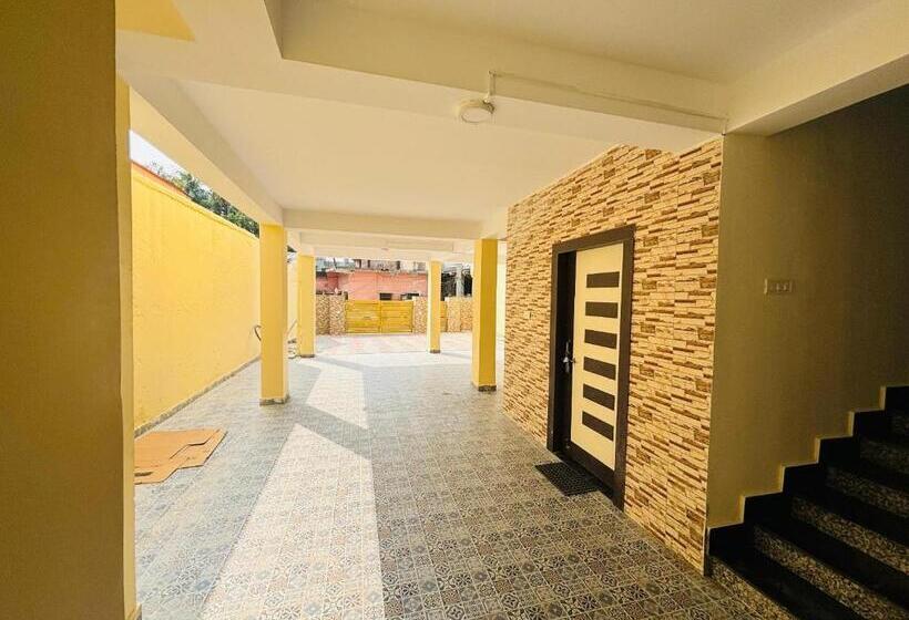 هتل Dittu Holiday Inn Puri   Perfect Location And Comfortable Room