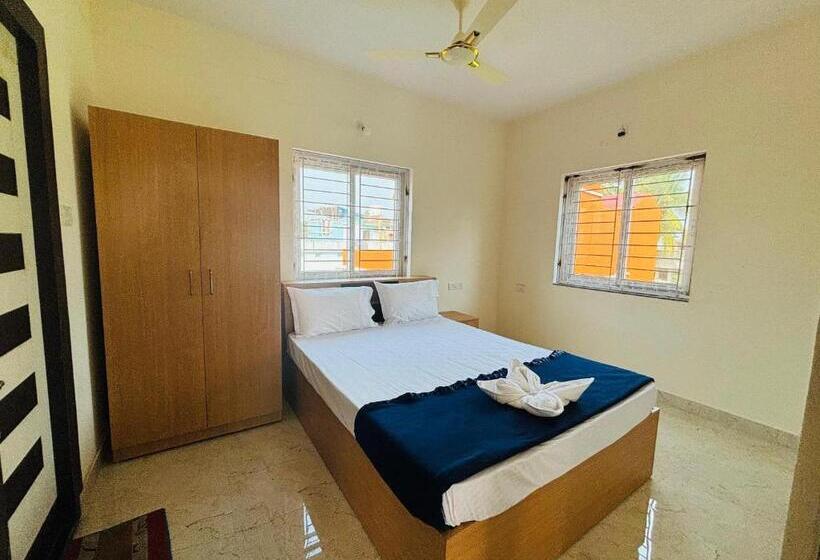 هتل Dittu Holiday Inn Puri   Perfect Location And Comfortable Room