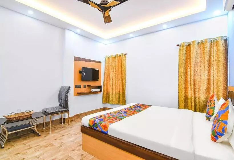 Fabhotel D Park