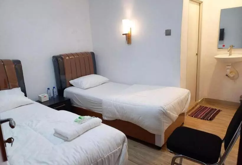 Hotelli Reddoorz Syariah Near Kbc Batam Centre