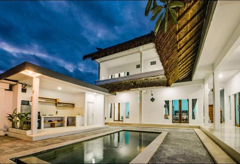 پانسیون Greek House: Room W/desk + Shared Pool&kitchen /3