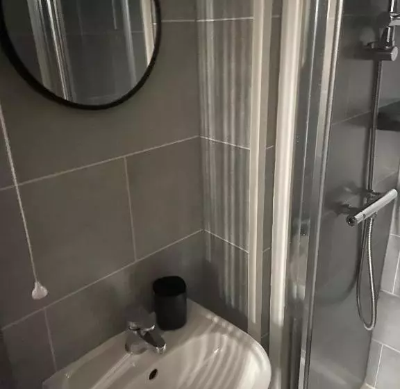 Majatalo Room 05   Sandhaven Rooms Single