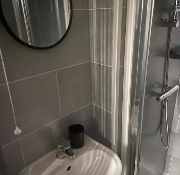 Majatalo Room 05   Sandhaven Rooms Single