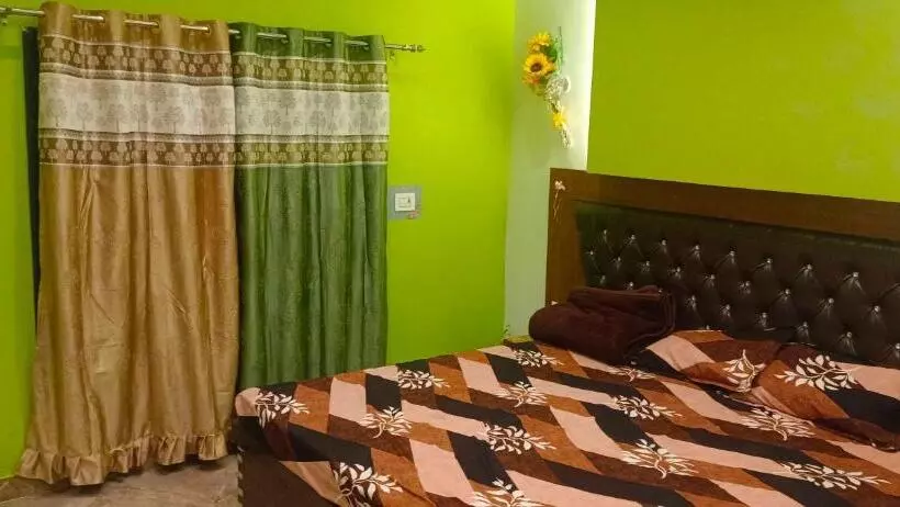 Spot On Hotel Bairi Love