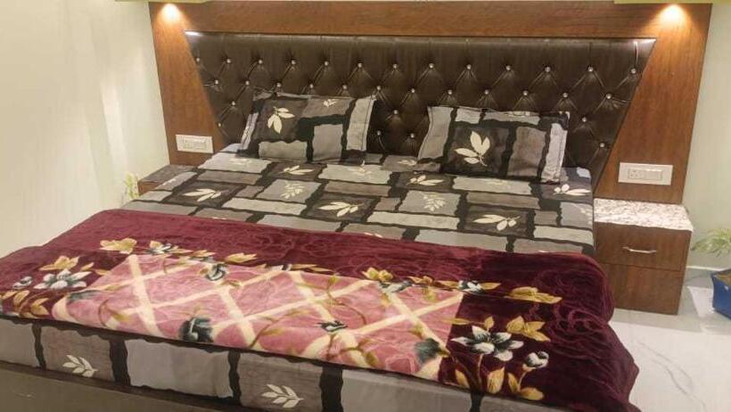 Spot On Hotel Bairi Love