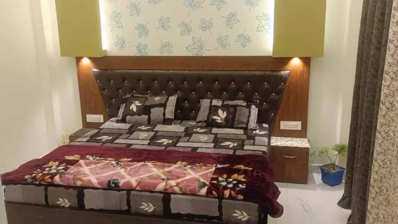 Spot On Hotel Bairi Love