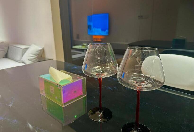 Zhome Count Luxury Apartment