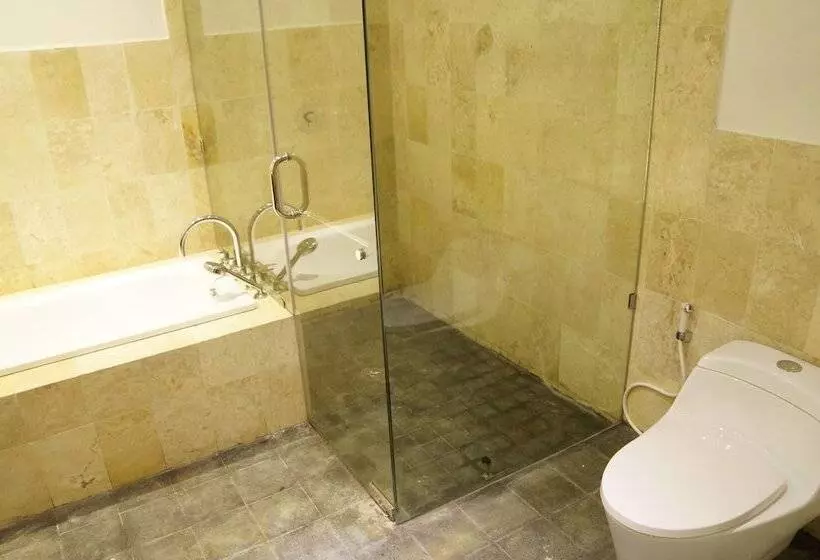 Aqua Octaviana Bali Villa