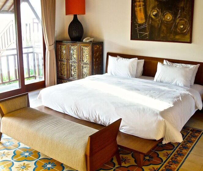 Aqua Octaviana Bali Villa