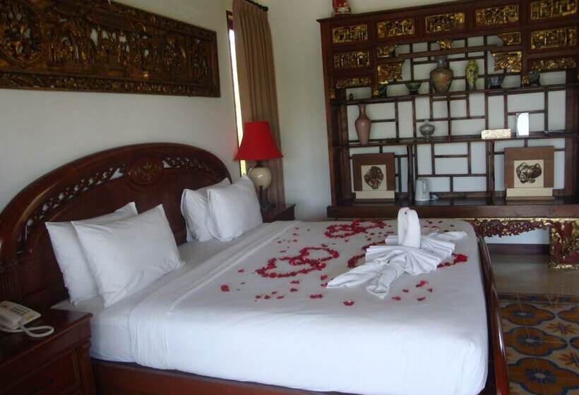 Aqua Octaviana Bali Villa