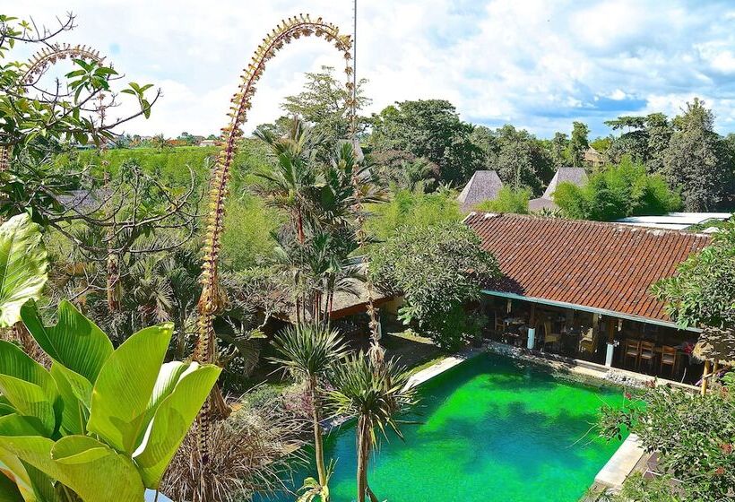 Aqua Octaviana Bali Villa