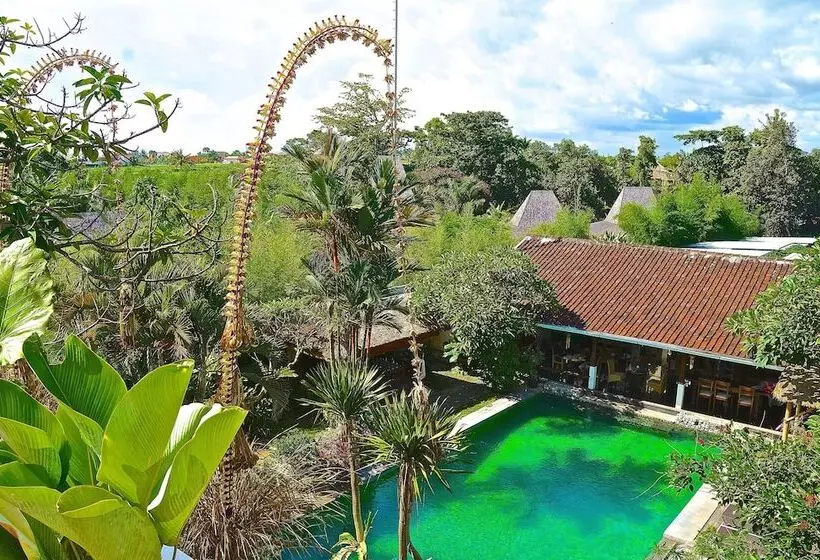 Aqua Octaviana Bali Villa