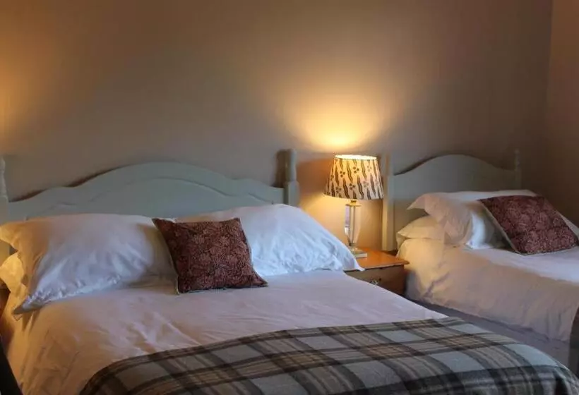 Aamiaismajoitus (B&B) Heatherbank Guest House