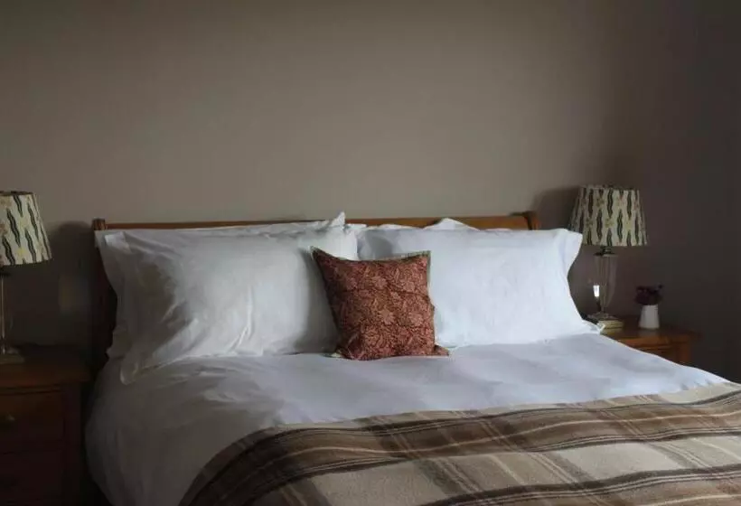 Aamiaismajoitus (B&B) Heatherbank Guest House