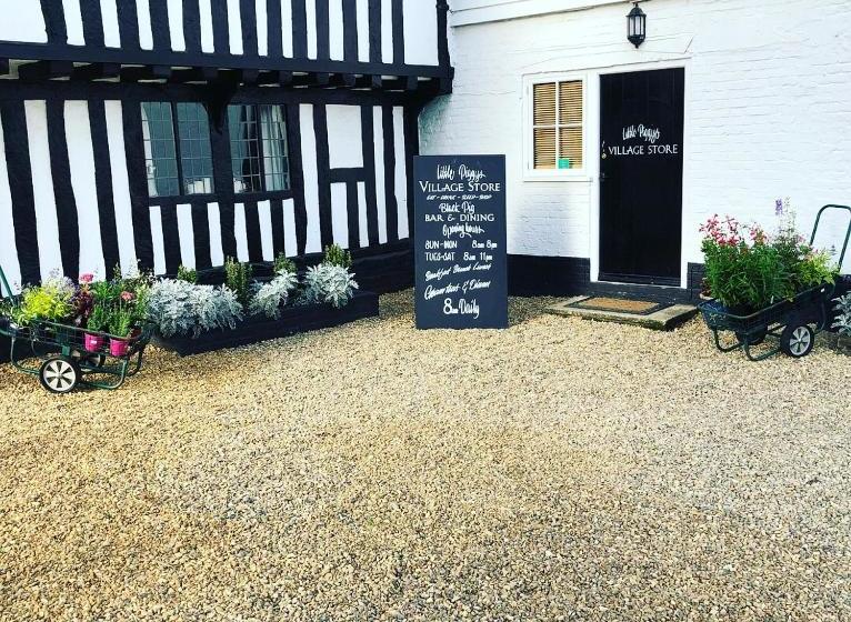 مبيت وإفطار The Black Pig Public House