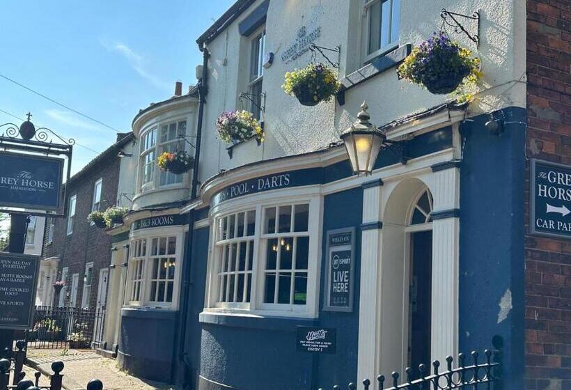 ベッドアンドブレックファースト The Grey Horse