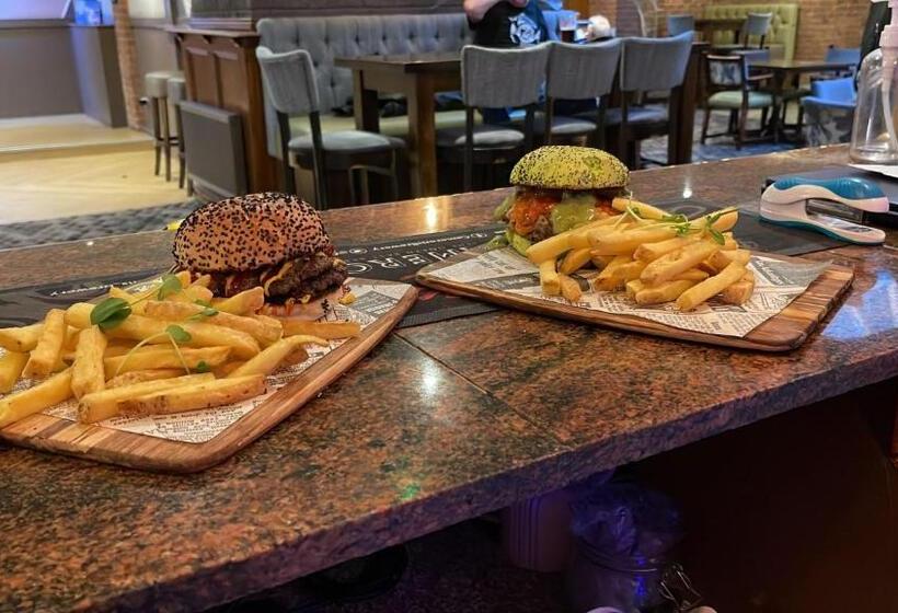 ベッドアンドブレックファースト The Grey Horse