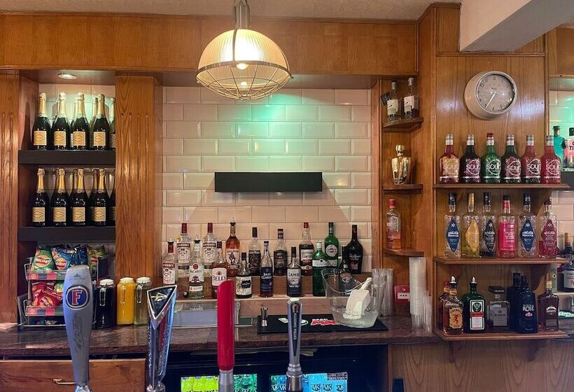 ベッドアンドブレックファースト The Grey Horse