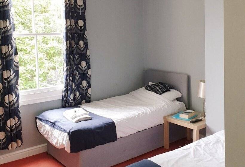 ベッドアンドブレックファースト The Grey Horse